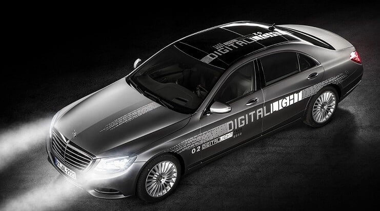 Mercedes Digital Light