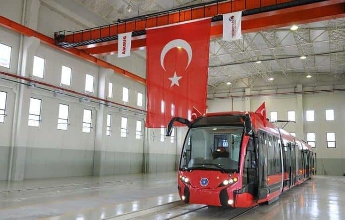 İpek Böceği Tramvay