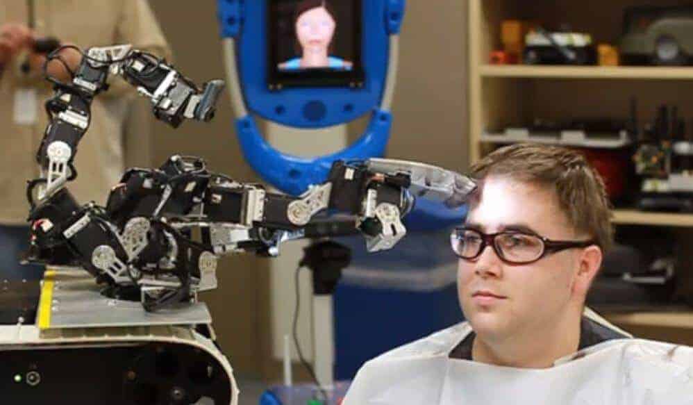 Geleceğe İz Bırakan Robotlar Geleceğe İz Bırakan Robotlar